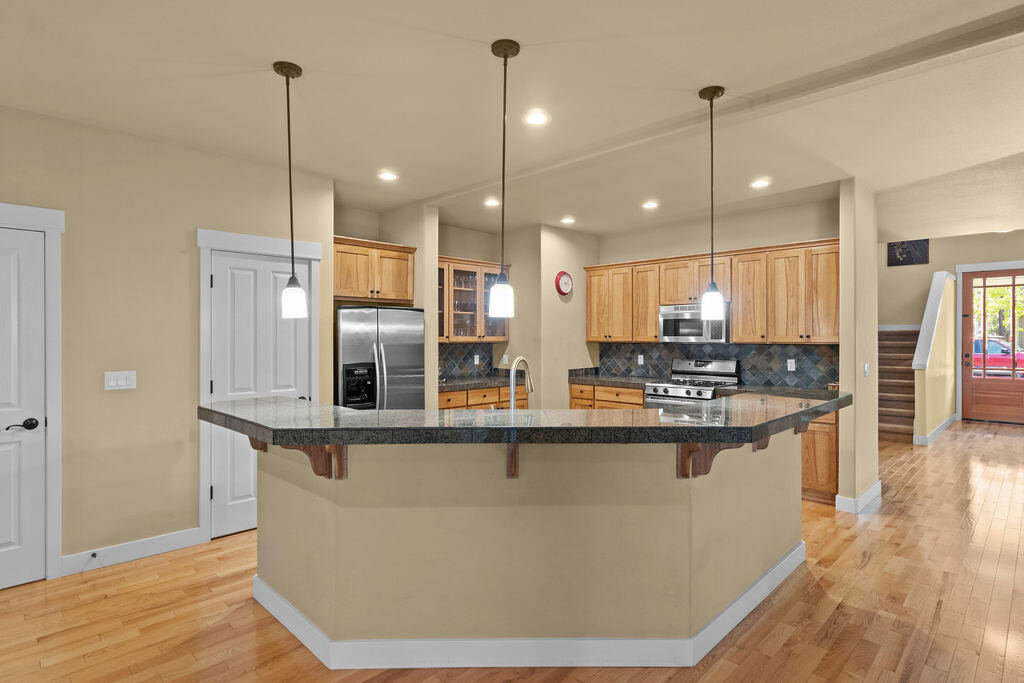 Skyliner Summit - Residential