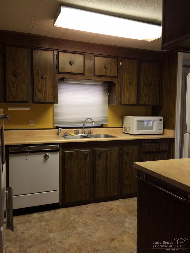 Rock Arbor Villa - Residential