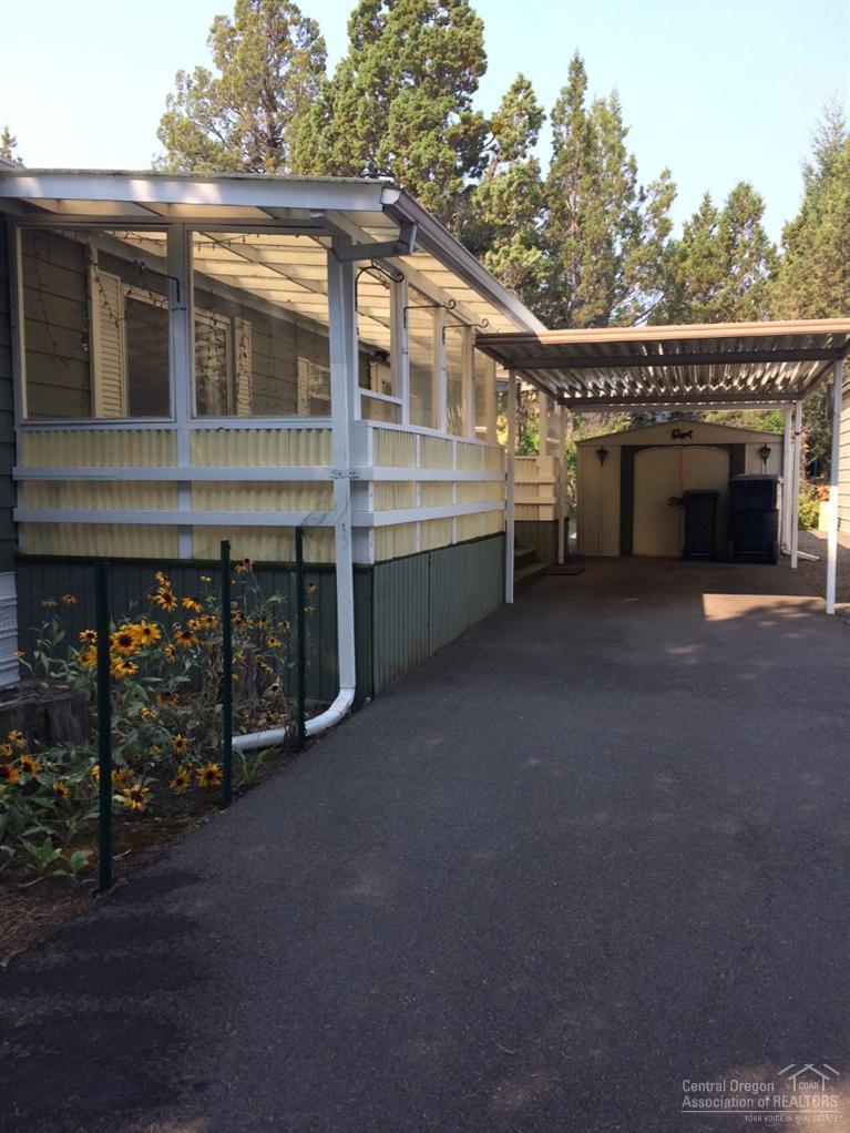 Rock Arbor Villa - Residential