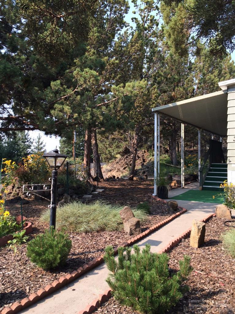 Rock Arbor Villa - Residential