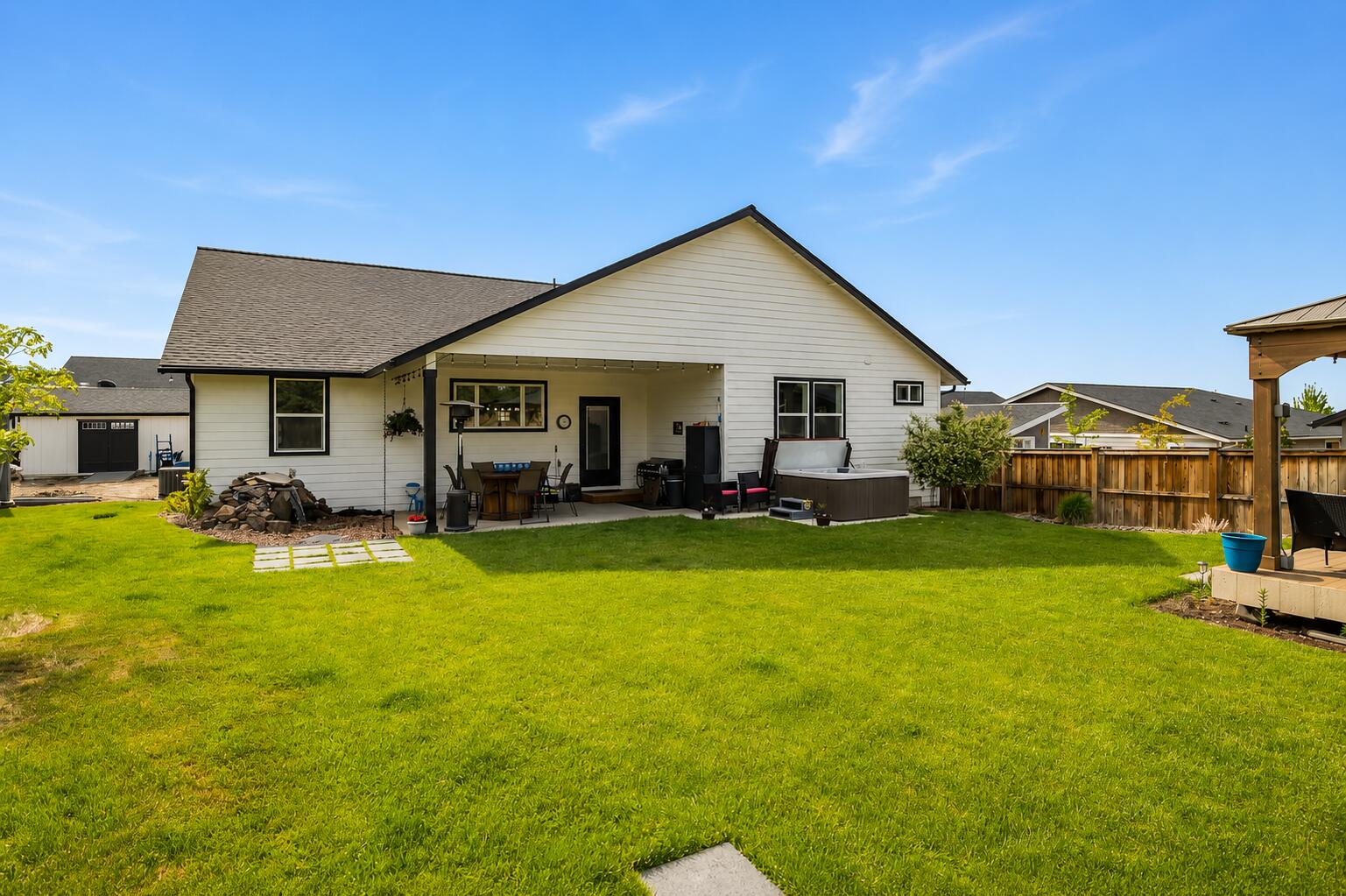 4232 SW Umatilla Avenue