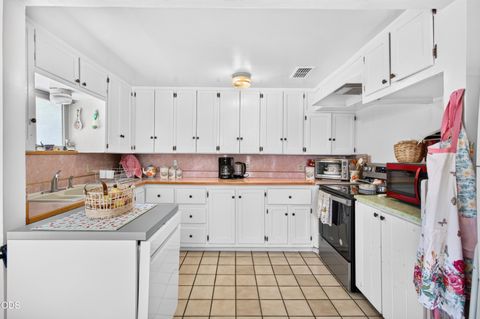 Tiny photo for 4041 Woodland Park Road, Grants Pass, OR 97527 (MLS # 220224051)