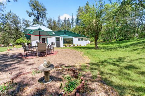 Tiny photo for 4041 Woodland Park Road, Grants Pass, OR 97527 (MLS # 220224051)
