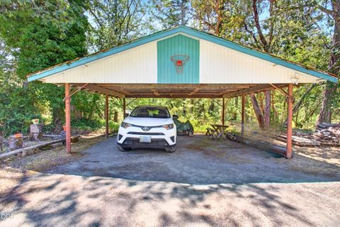 Tiny photo for 4041 Woodland Park Road, Grants Pass, OR 97527 (MLS # 220224051)