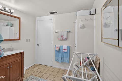 Tiny photo for 4041 Woodland Park Road, Grants Pass, OR 97527 (MLS # 220224051)