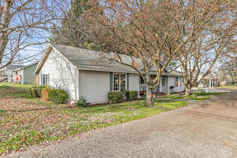 Tiny photo for 439 Midway Road, Medford, OR 97501 (MLS # 220212612)