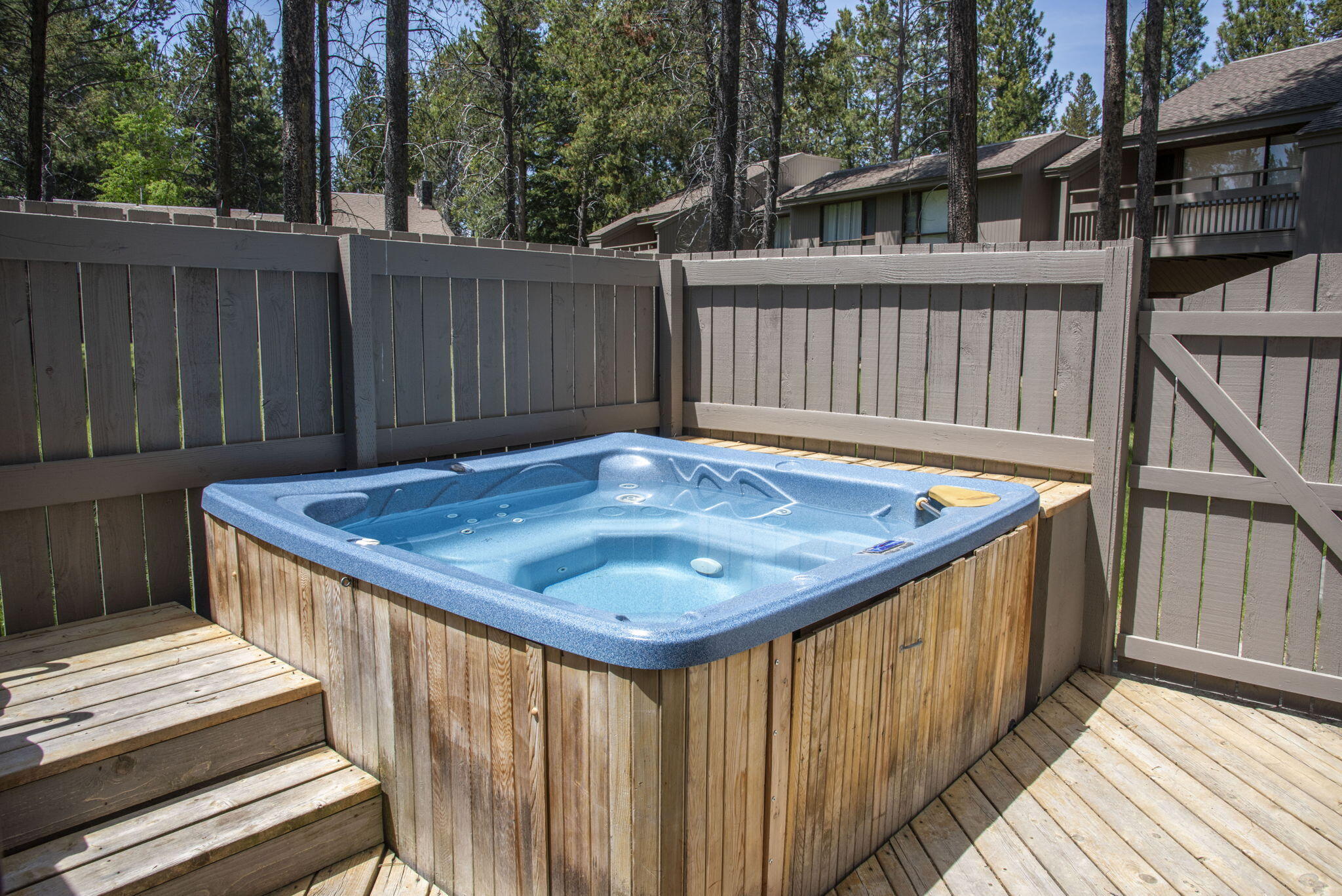 Meadow House - Residential