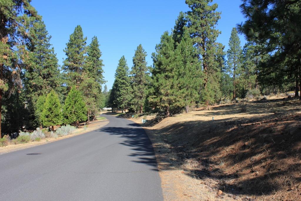 Running YResort - Land