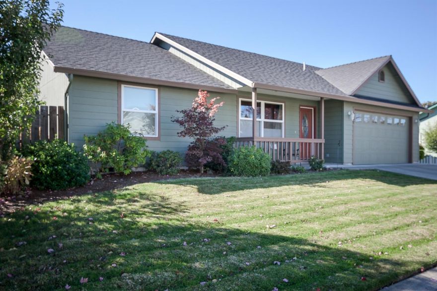 Fantastic single level home in Talent's desirable Oak Valley, 55+ community. Oak floors, vaulted ceiling, split floor plan, and a spacious master suite all enhance the experience of living in this lovely home. Low maintenance back yard. Use of the clubhouse and pool provide additional options for entertaining. The home owners' association takes care of front landscaping, clubhouse, pool, garbage and sewer.