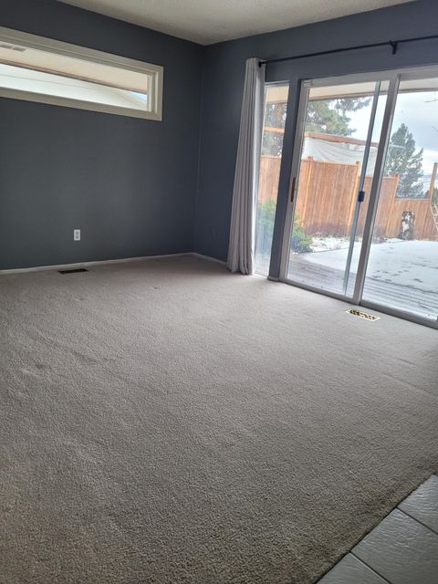 Tiny photo for 1619 Kimberly Drive, Klamath Falls, OR 97603 (MLS # 220217713)