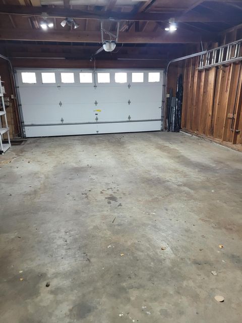 Tiny photo for 1619 Kimberly Drive, Klamath Falls, OR 97603 (MLS # 220217713)