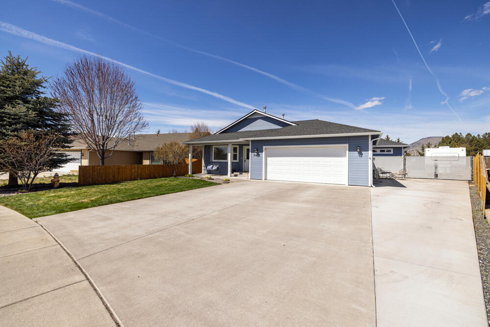 7415 Golden Trail