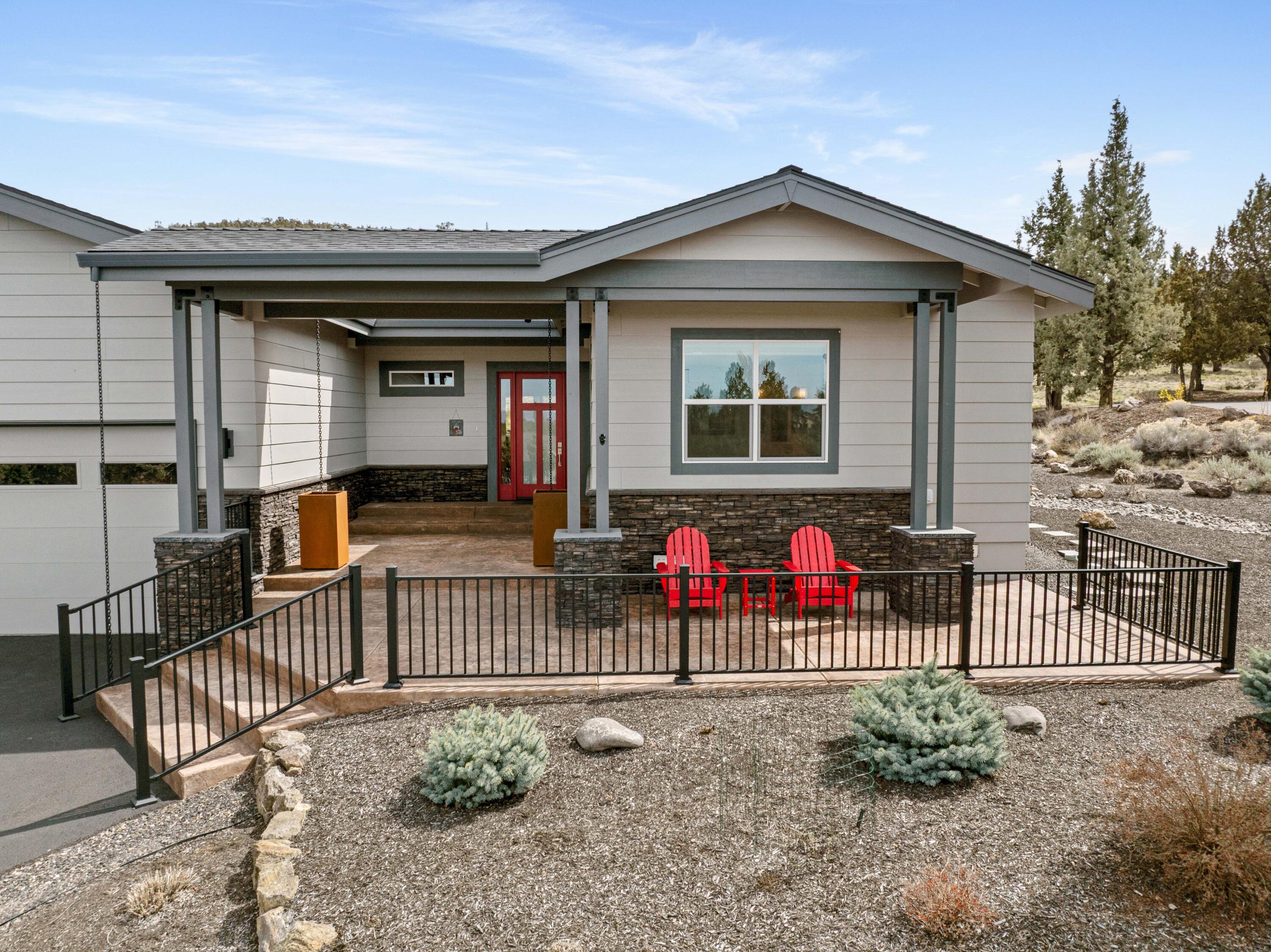 1203 Highland View Loop