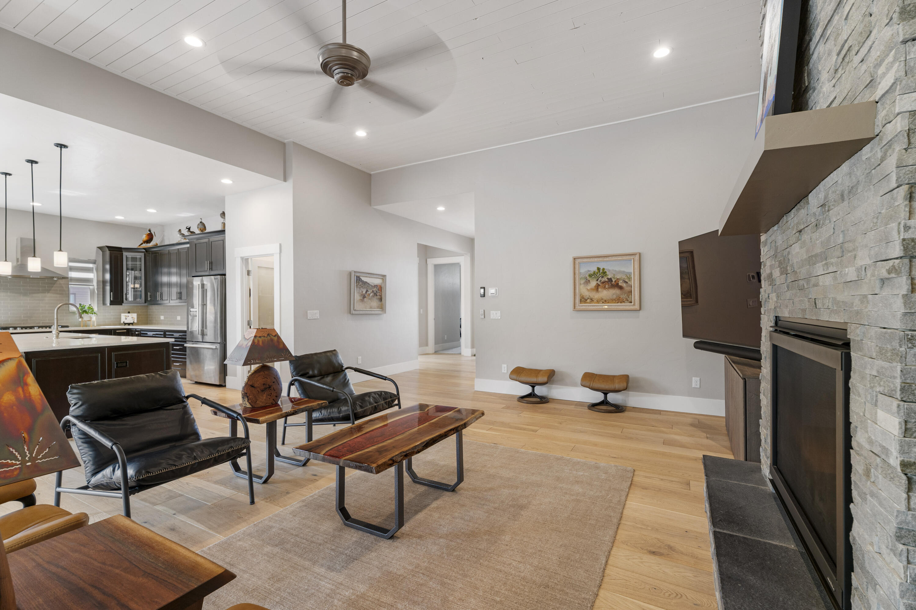 Eagle Crest - Residential