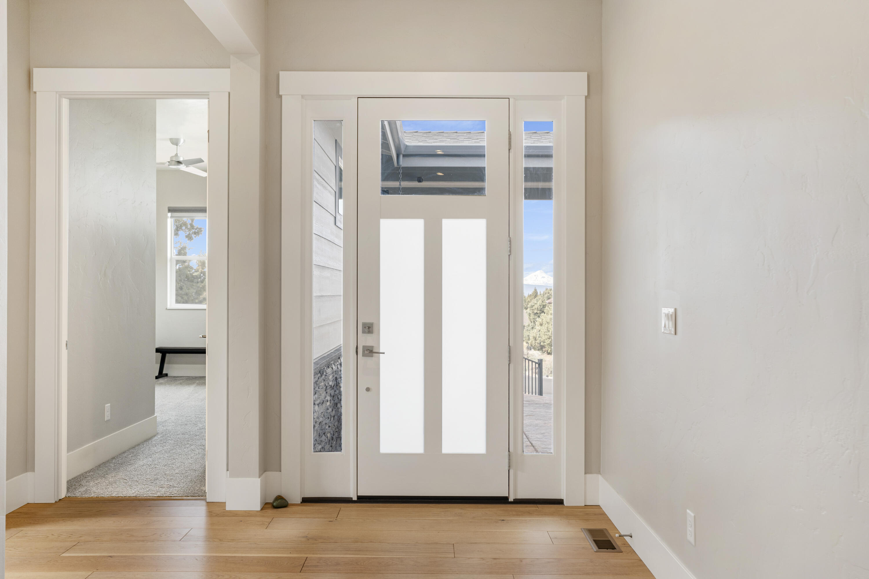 1203 Highland View Loop