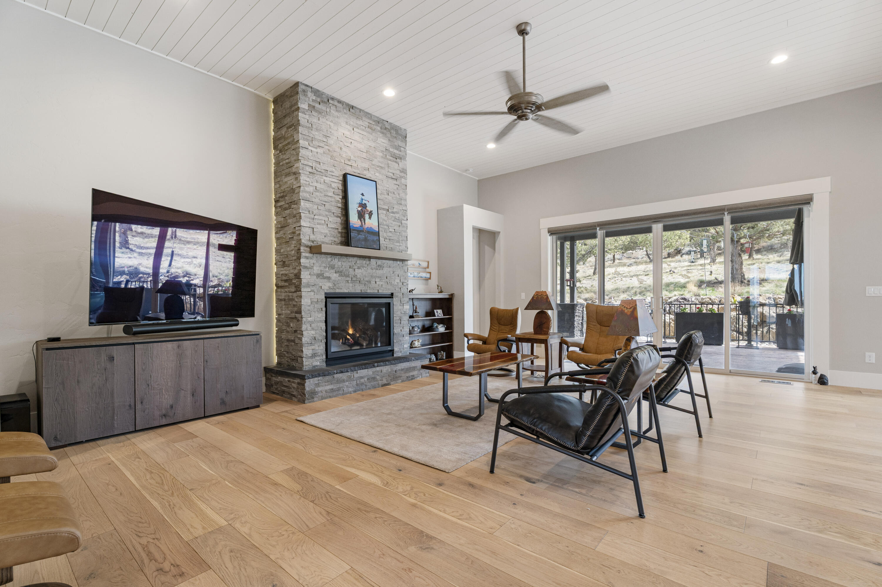 Eagle Crest - Residential