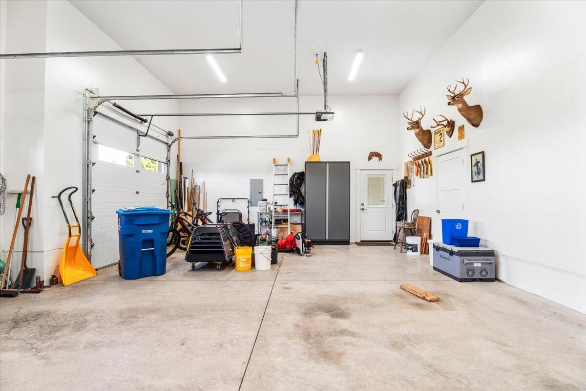 Eagle Crest - Residential