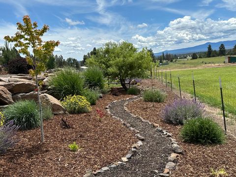 Tiny photo for 69130 Hurtley Ranch Road, Sisters, OR 97759 (MLS # 220214223)