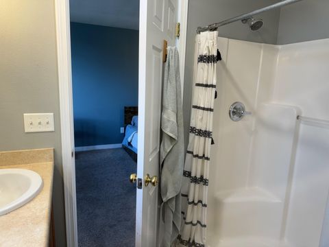 Tiny photo for 7834 Phaedra Lane, White City, OR 97503 (MLS # 220212330)
