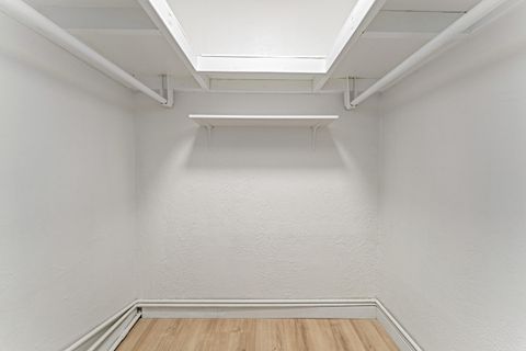 Tiny photo for 2080 College Way, Medford, OR 97504 (MLS # 220211913)