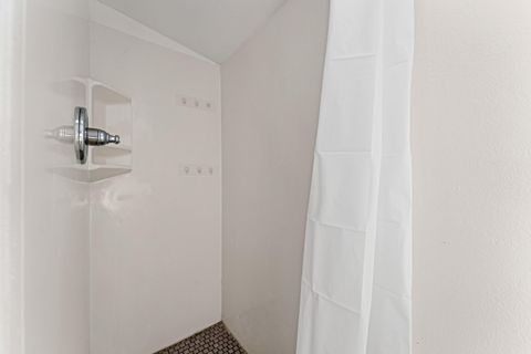 Tiny photo for 2080 College Way, Medford, OR 97504 (MLS # 220211913)