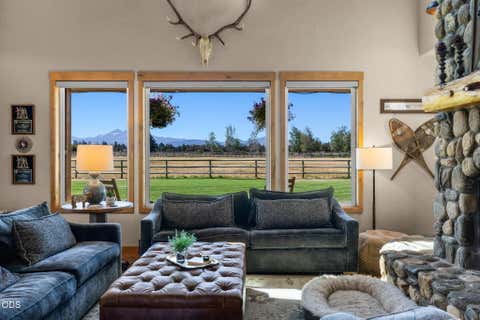 Tiny photo for 18108 Fadjur Lane, Sisters, OR 97759 (MLS # 220227300)