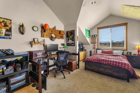 Tiny photo for 18108 Fadjur Lane, Sisters, OR 97759 (MLS # 220227300)