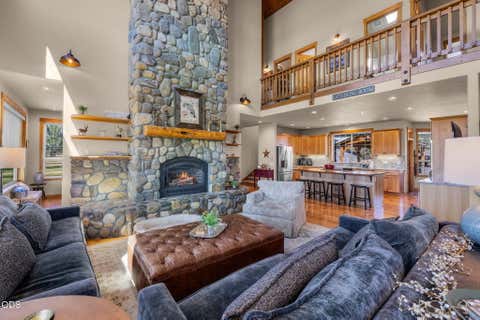 Tiny photo for 18108 Fadjur Lane, Sisters, OR 97759 (MLS # 220227300)