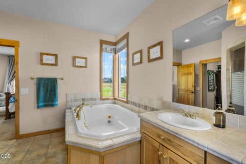 Tiny photo for 18108 Fadjur Lane, Sisters, OR 97759 (MLS # 220227300)