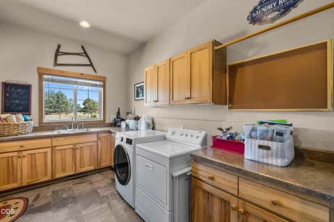 Tiny photo for 18108 Fadjur Lane, Sisters, OR 97759 (MLS # 220227300)