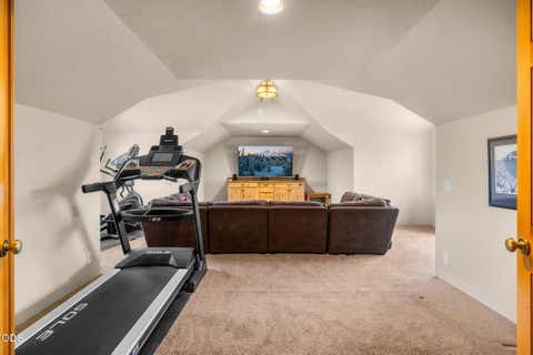 Tiny photo for 18108 Fadjur Lane, Sisters, OR 97759 (MLS # 220227300)