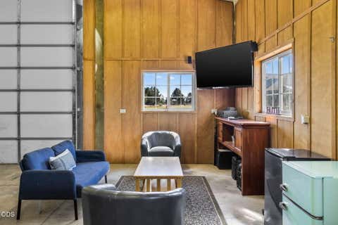 Tiny photo for 18108 Fadjur Lane, Sisters, OR 97759 (MLS # 220227300)
