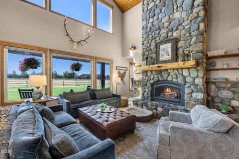 Tiny photo for 18108 Fadjur Lane, Sisters, OR 97759 (MLS # 220227300)