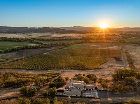 Tiny photo for 766 Meridian Road, Eagle Point, OR 97524 (MLS # 220211126)