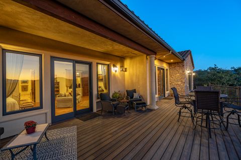 Tiny photo for 766 Meridian Road, Eagle Point, OR 97524 (MLS # 220211126)