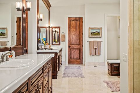 Tiny photo for 766 Meridian Road, Eagle Point, OR 97524 (MLS # 220211126)