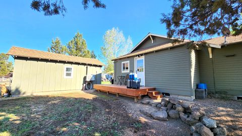 Tiny photo for 4335 NE 33rd Street, Redmond, OR 97756 (MLS # 220211129)