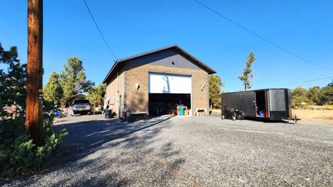 Tiny photo for 4335 NE 33rd Street, Redmond, OR 97756 (MLS # 220211129)