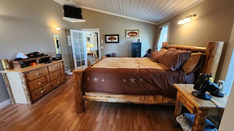 Tiny photo for 4335 NE 33rd Street, Redmond, OR 97756 (MLS # 220211129)