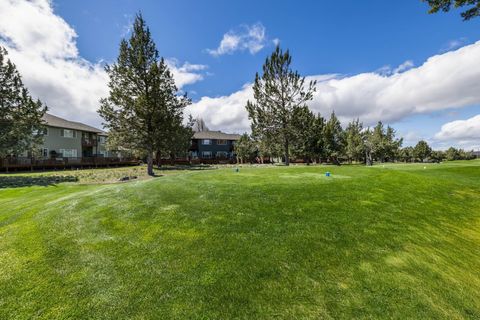Tiny photo for 1116 Golden Pheasant Drive, Redmond, OR 97756 (MLS # 220219458)
