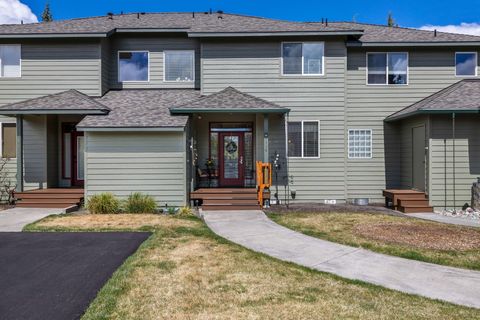 1116 Golden Pheasant Drive Bend OR 97702