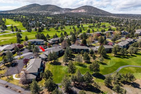 Tiny photo for 1116 Golden Pheasant Drive, Redmond, OR 97756 (MLS # 220219458)