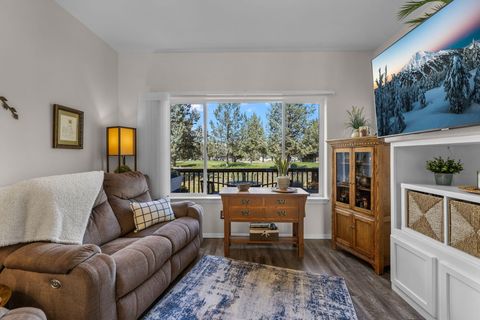 Tiny photo for 1116 Golden Pheasant Drive, Redmond, OR 97756 (MLS # 220219458)