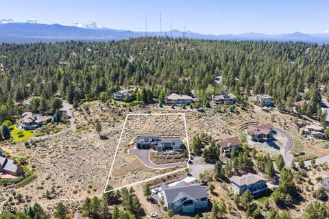 Tiny photo for 2375 NW Wyeth Place, Bend, OR 97703 (MLS # 220224120)