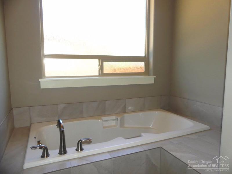 Ochoco Pointe - Residential