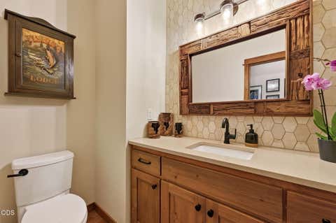 Tiny photo for 17121 Merganser Drive, Bend, OR 97707 (MLS # 220225870)