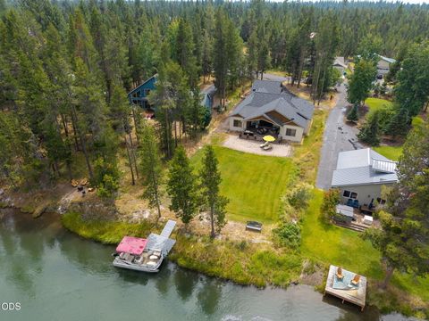Tiny photo for 17121 Merganser Drive, Bend, OR 97707 (MLS # 220225870)