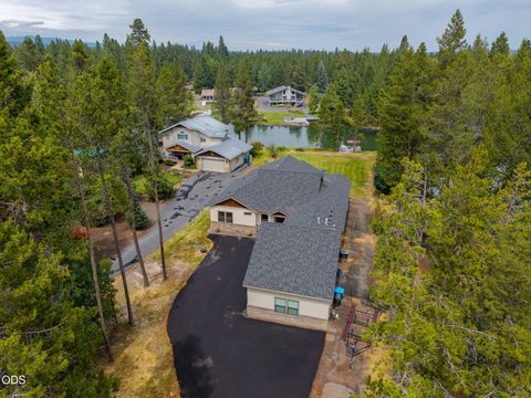 Tiny photo for 17121 Merganser Drive, Bend, OR 97707 (MLS # 220225870)