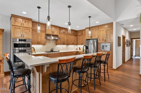 Tiny photo for 17121 Merganser Drive, Bend, OR 97707 (MLS # 220225870)