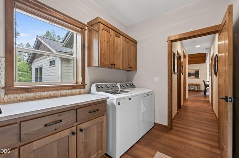 Tiny photo for 17121 Merganser Drive, Bend, OR 97707 (MLS # 220225870)